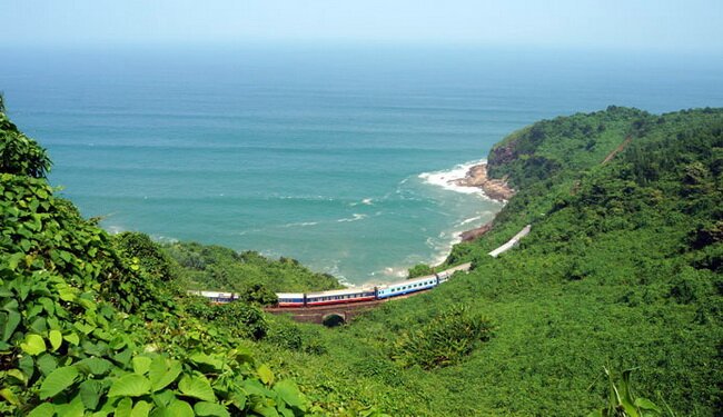 Train Travel In Vietnam